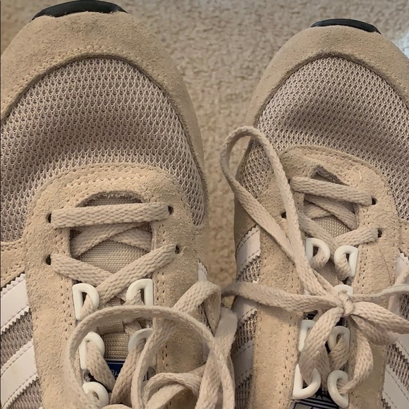 ADIDAS SUEDE RUNNING SHOES - Picture 5 of 5